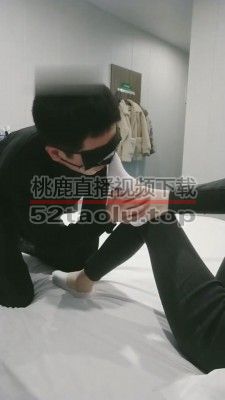 【晨希】原味船袜裸足踩脸 bf5769