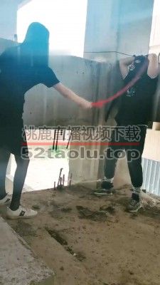 【千寻S】抗揍狗户外工地狠虐-袜子塞嘴重度鞭打踩踏 bf28636