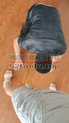 【悦主大大】骑马遛狗爬行/舔脏鞋原味脚/裸足插嘴/头顶鞋/喝圣水 bf30428
