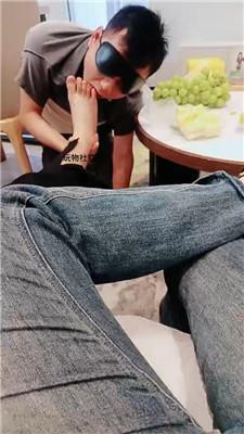 【乂乂】双S-碾压踩狗头/清理脏鞋底/臭脚狂舔/坐脸窒息 JS241026-1