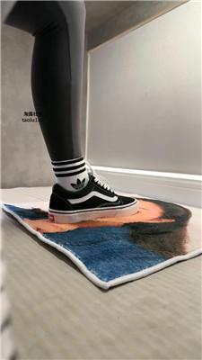 【辣姐】把你的老婆印在地毯上踩 JS241115-24