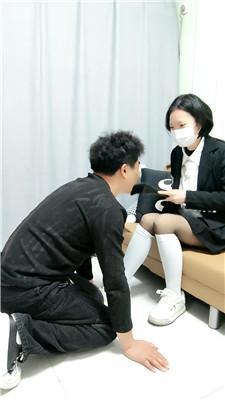 【琪琪殿下】小白鞋白袜虐-细棍子抽-喝圣水【双视角版】 JS250228-10