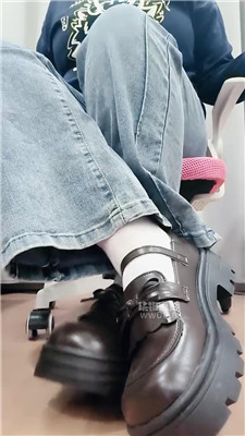 【拽拽】小皮鞋白棉袜寸止憋J    251128-43